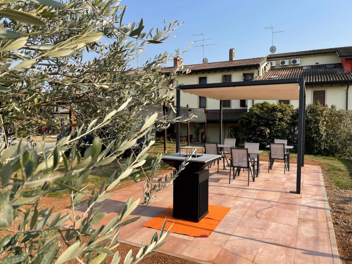 Agriturismo Al Tralcio ヴァレッジョ・スル・ミンチョ エクステリア 写真