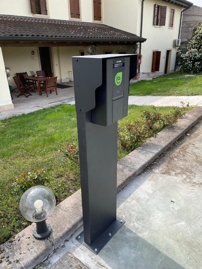 Agriturismo Al Tralcio ヴァレッジョ・スル・ミンチョ エクステリア 写真