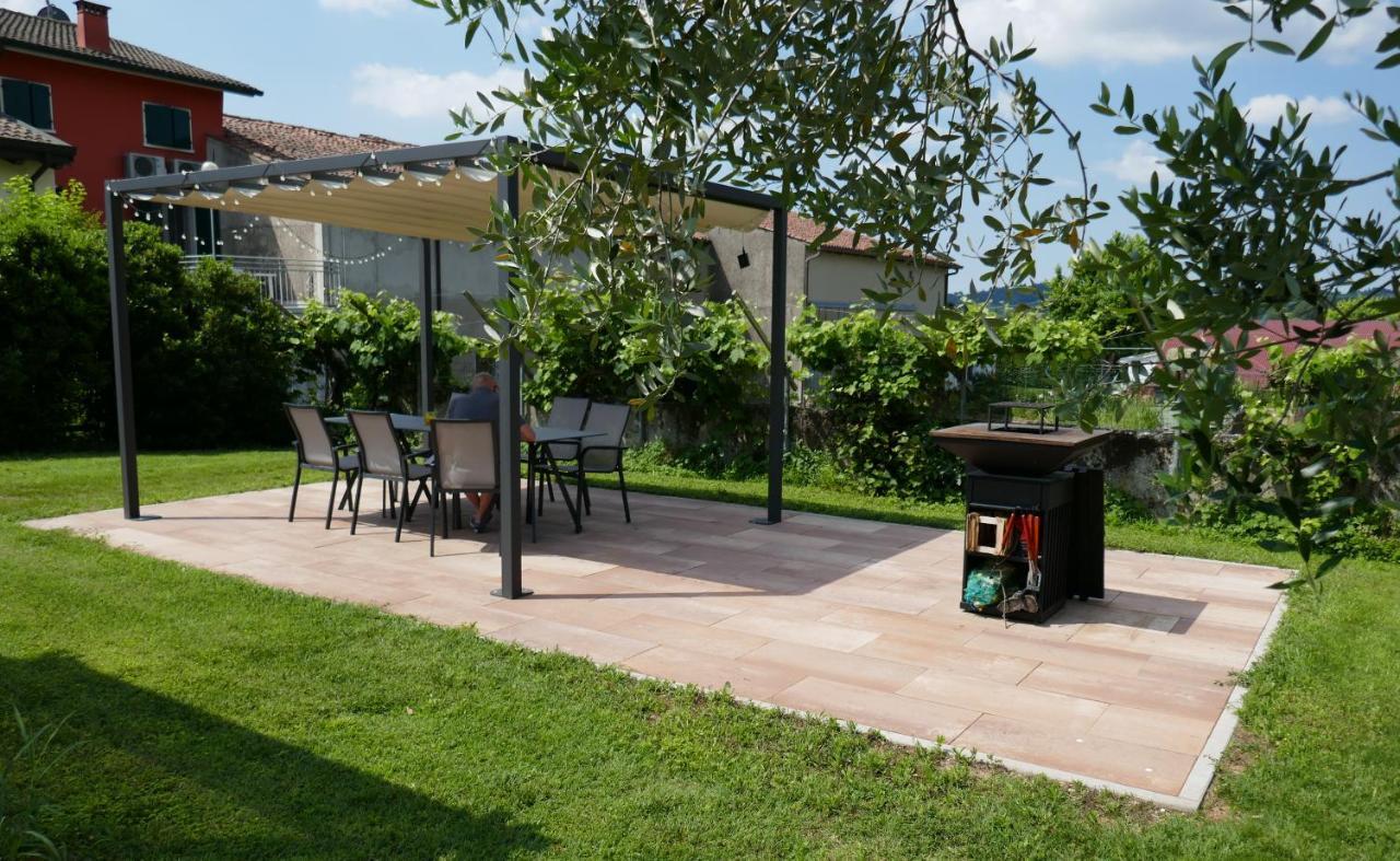 Agriturismo Al Tralcio ヴァレッジョ・スル・ミンチョ エクステリア 写真