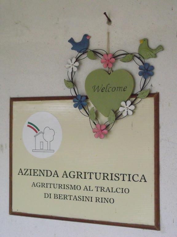Agriturismo Al Tralcio ヴァレッジョ・スル・ミンチョ エクステリア 写真