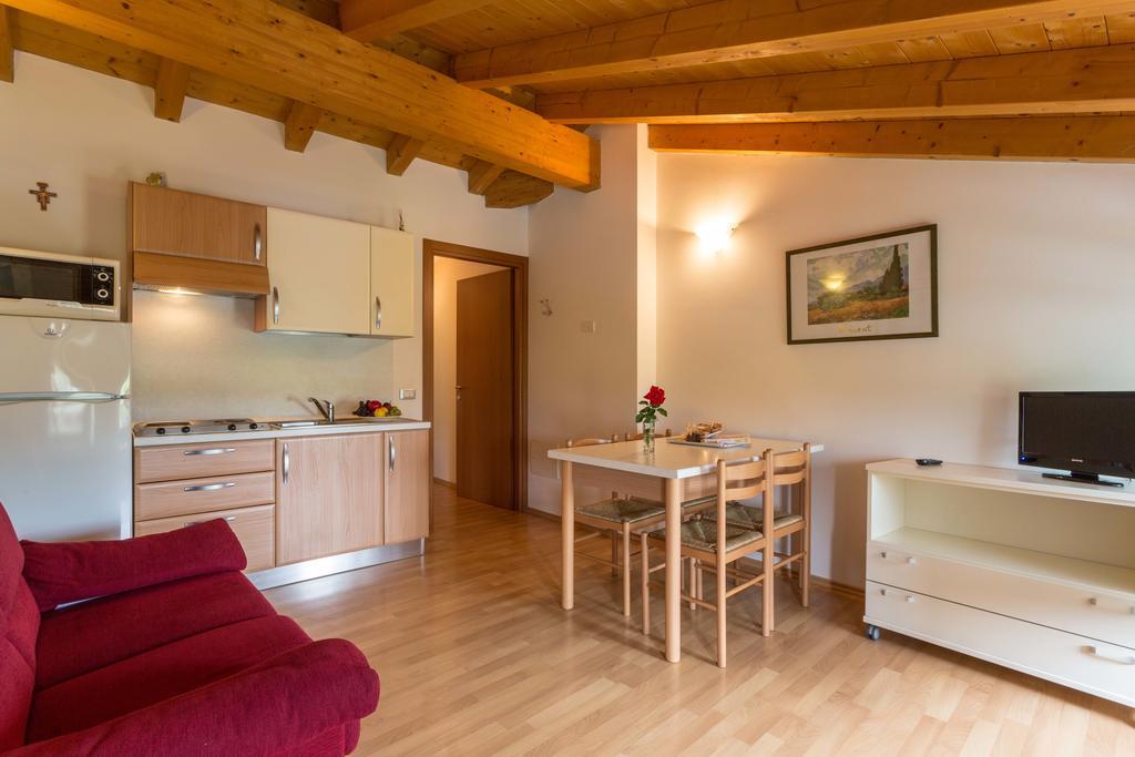 Agriturismo Al Tralcio ヴァレッジョ・スル・ミンチョ エクステリア 写真