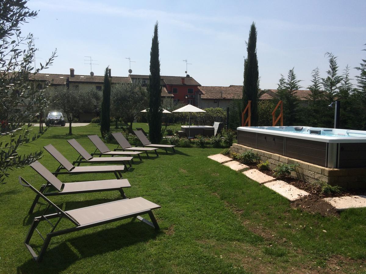 Agriturismo Al Tralcio ヴァレッジョ・スル・ミンチョ エクステリア 写真